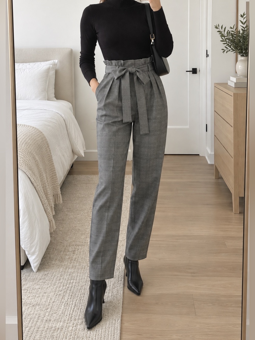 BCBGMAXAZRIA Houndstooth Paperbag Waist Pants Black Multi XXS